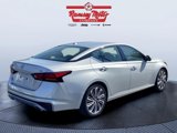 Used 2023 Nissan Altima 2.5 SL image 5