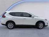 Used 2018 Nissan Rogue SV image 3