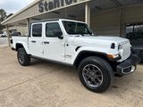 Used 2023 Jeep Gladiator Overland image 2