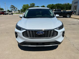 New 2025 Ford Escape SE image 2