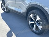 New 2025 Volvo XC40 B5 Core w/ Protection Package Premier image 4