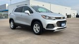 Certified 2020 Chevrolet Trax LT w/ LT Convenience Package image 2