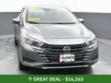 Used 2023 Nissan Versa SV image 3