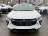 New 2025 Chevrolet Trax RS w/ Sunroof Package image 2