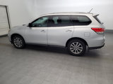 Used 2014 Nissan Pathfinder SV image 3