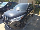 Used 2021 Nissan Kicks SV image 3