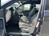 Used 2021 Volkswagen Tiguan SE R-Line image 4