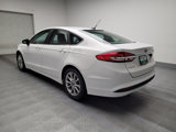 Used 2017 Ford Fusion SE image 5