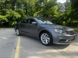 Used 2018 Volkswagen Passat 2.0T SE image 3