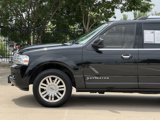 Used 2014 Lincoln Navigator 2WD w/ Monochrome Appearance Package image 4