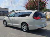 Used 2019 Chrysler Pacifica Limited image 5