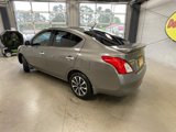 Used 2014 Nissan Versa SV image 3