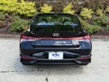 Used 2023 Hyundai Elantra SEL w/ Convenience Package image 4