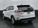 Used 2023 Ford Edge SEL image 4