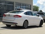 Used 2017 Ford Fusion SE w/ Fusion SE Technology Package image 3
