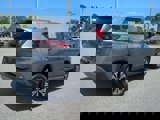 Used 2023 Nissan Rogue SV image 4