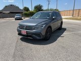 Used 2023 Volkswagen Tiguan SE w/ Panoramic Sunroof Package image 3