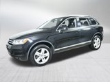 Used 2011 Volkswagen Touareg Lux image 3