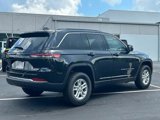 New 2025 Jeep Grand Cherokee Laredo image 5