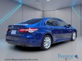Used 2018 Toyota Camry LE image 4