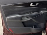 Used 2019 Kia Sorento LX image 3