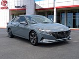 Used 2021 Hyundai Elantra SEL w/ Convenience + Premium Package image 2