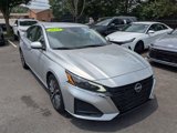 Used 2023 Nissan Altima 2.5 SV image 3