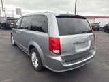 Certified 2019 Dodge Grand Caravan SXT image 5