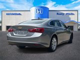 Used 2023 Chevrolet Malibu LT image 2