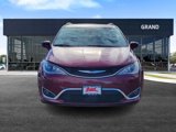 Used 2020 Chrysler Pacifica Touring-L Plus w/ Advanced Safetytec Group image 3