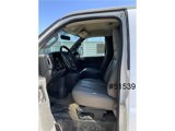 Used 2017 Chevrolet Express 2500 Extended image 5