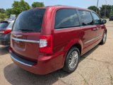 Used 2013 Chrysler Town & Country Touring-L w/ Driver Convenience Group image 3
