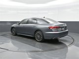 Certified 2022 Volkswagen Passat 2.0T image 5
