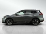 Used 2017 Nissan Rogue SL w/ SL Premium Package image 2