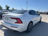 Used 2020 Volvo S60 T5 Momentum image 4