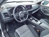 Used 2023 Nissan Rogue SV image 5