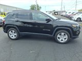 Used 2022 Jeep Compass Latitude w/ Convenience Group image 2