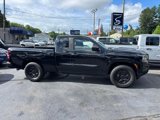 Used 2022 Nissan Frontier S image 2