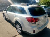 Used 2011 Subaru Outback 2.5i Limited image 4