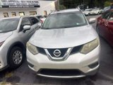 Used 2014 Nissan Rogue SV w/ SV Moonroof Package image 2