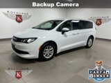 Used 2022 Chrysler Voyager LX image 3