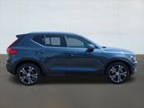 Used 2022 Volvo XC40 T5 Inscription image 6