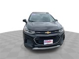 Used 2020 Chevrolet Trax LT w/ LT Convenience Package image 3