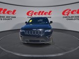 Used 2018 Jeep Grand Cherokee Laredo image 3