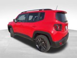 Used 2022 Jeep Renegade Latitude w/ Convenience Group image 4