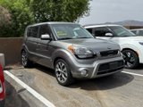 Used 2013 Kia Soul ! w/ Premium Pkg image 2