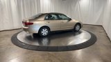Used 2005 Honda Accord LX image 2