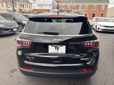 Used 2018 Jeep Compass Latitude image 4