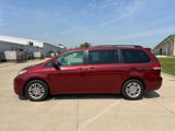 Used 2012 Toyota Sienna XLE image 2