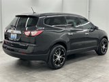 Used 2015 Chevrolet Traverse LT image 2
